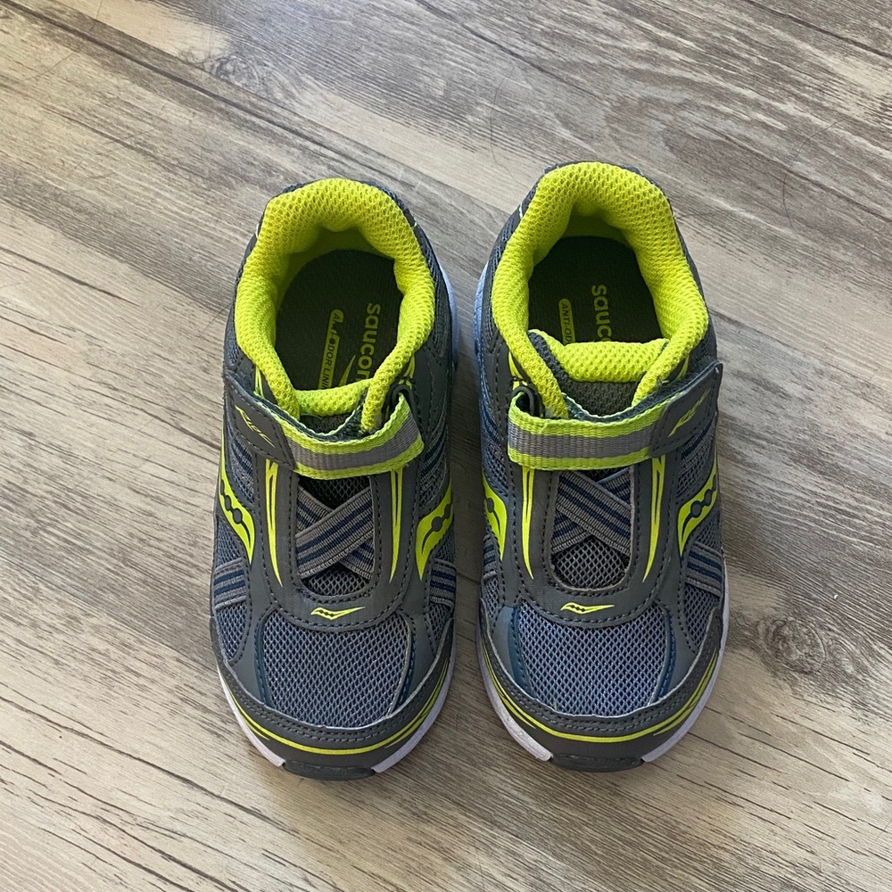 Saucony Kids Sneakers in Gray and Neon Yellow